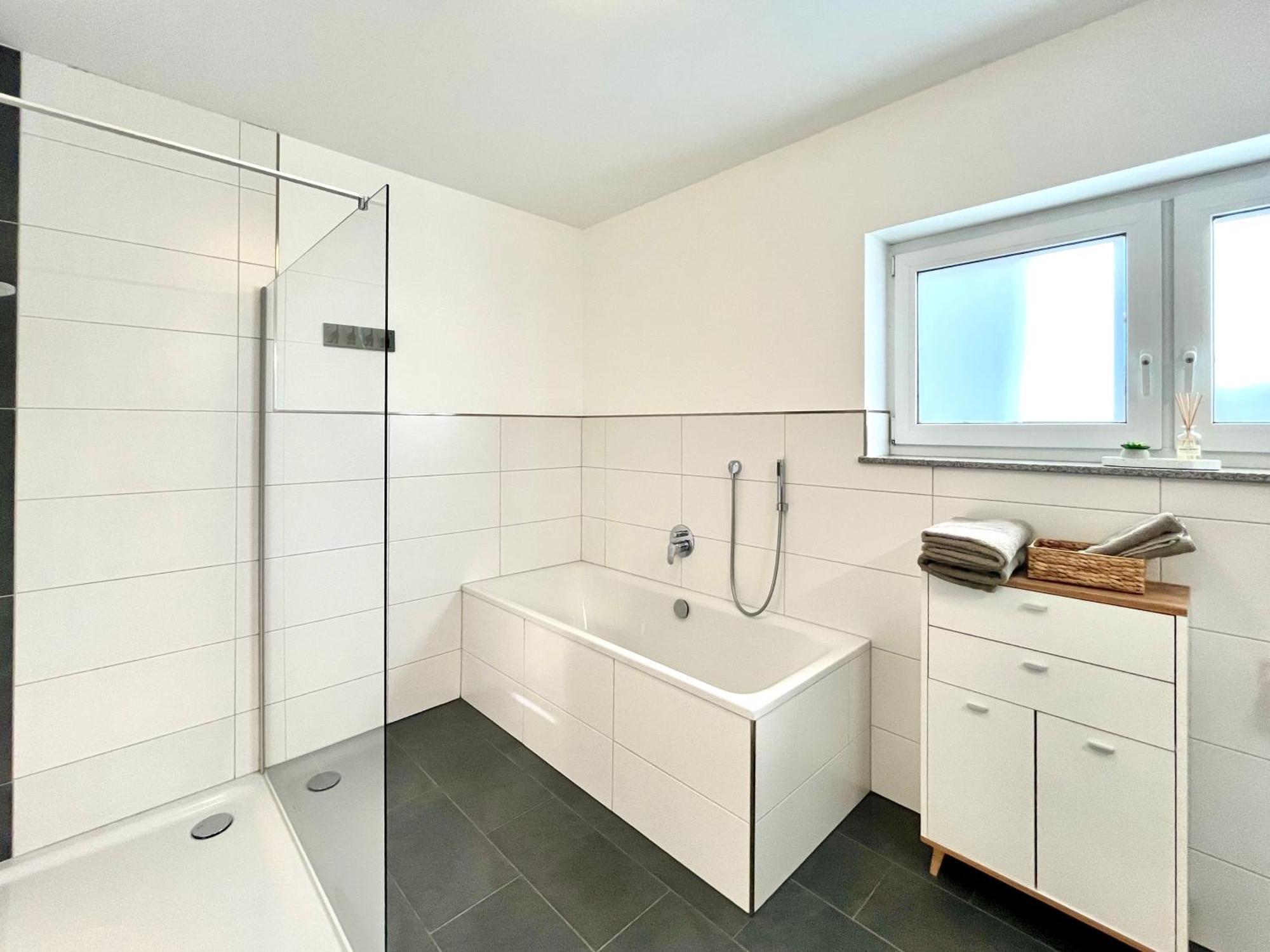 Ferienwohnung Moseltraum, 1-6 Pers, Mit 3 Schlafzimmer Und Panoramabalkon Müden Exterior foto