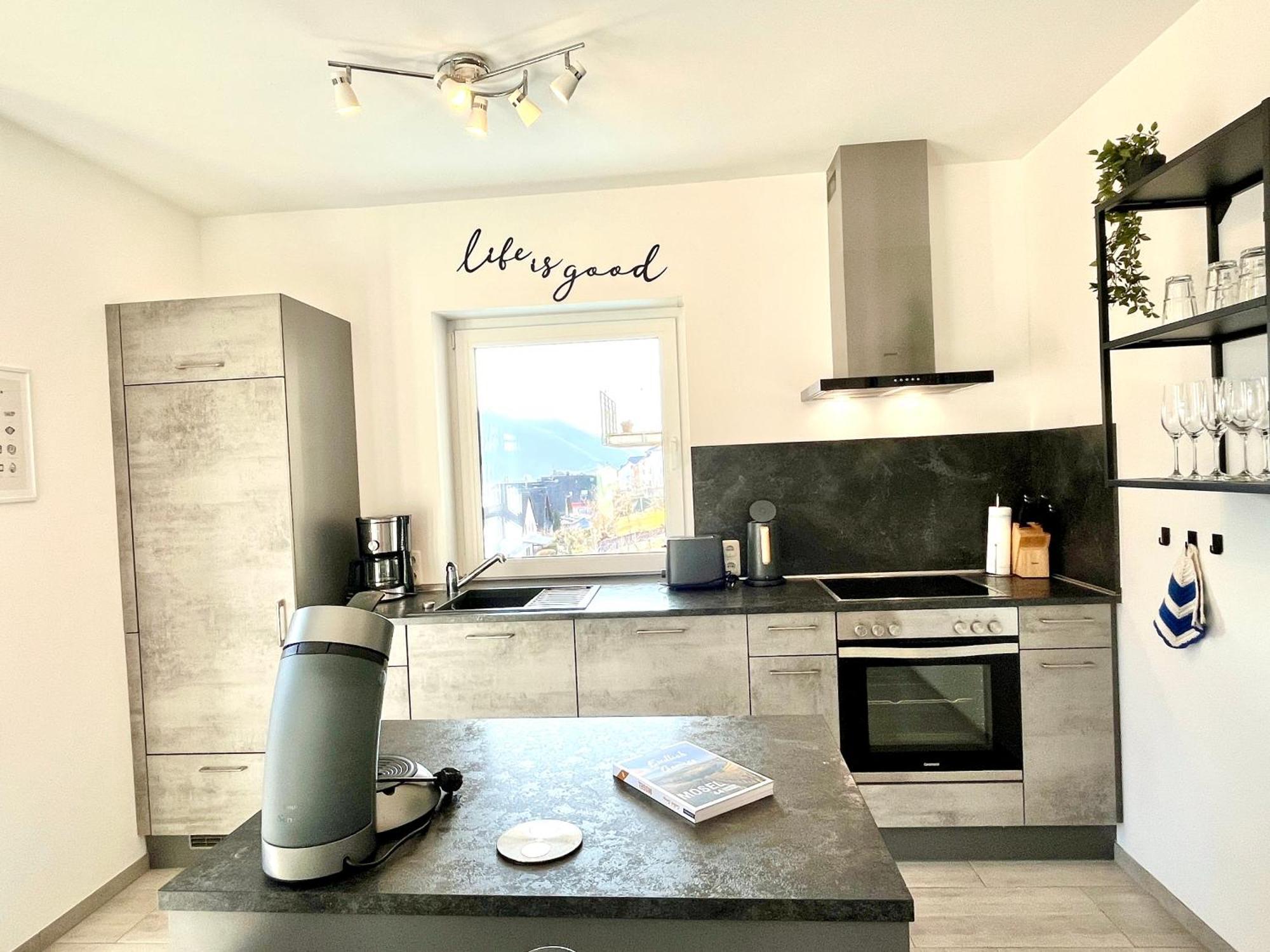 Ferienwohnung Moseltraum, 1-6 Pers, Mit 3 Schlafzimmer Und Panoramabalkon Müden Exterior foto